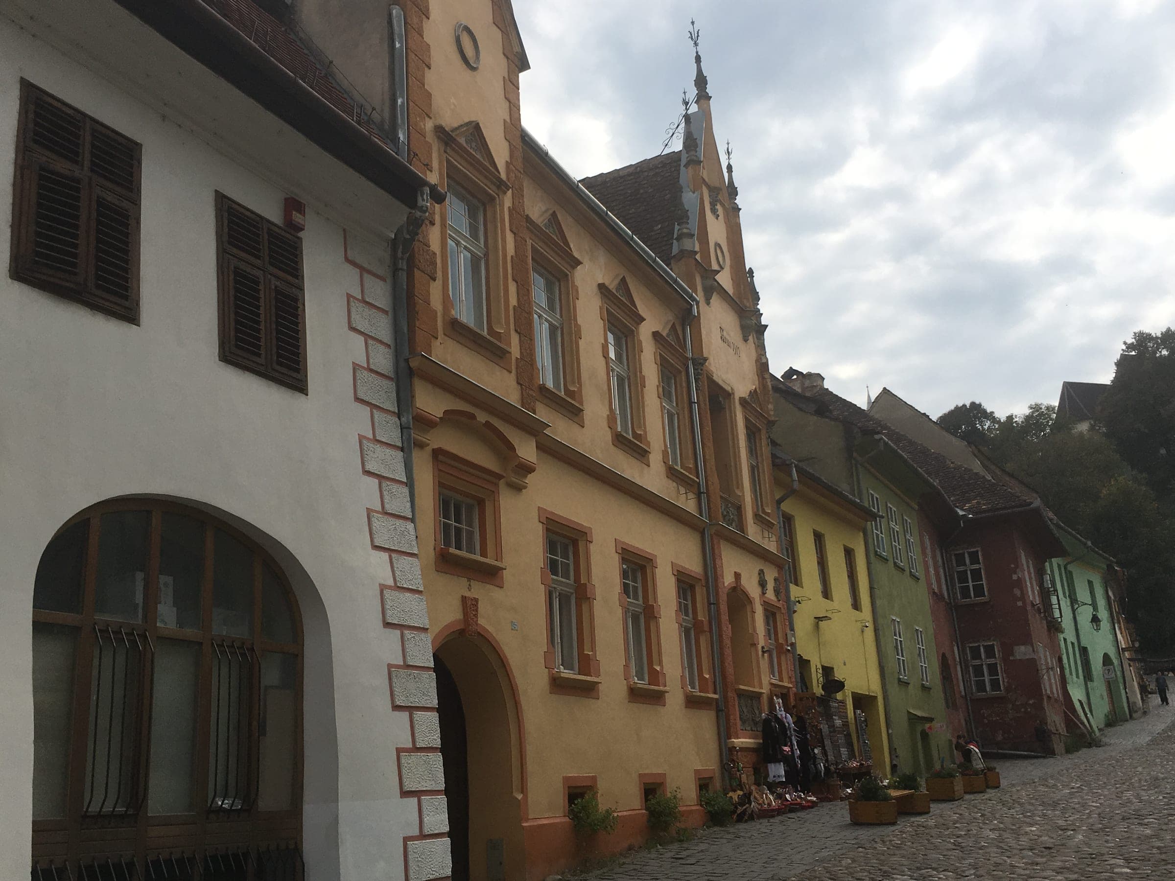 Stradă din centrul vechi al Sighișoarei